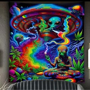 Psychedelic Alien Tapestry - Multicolor